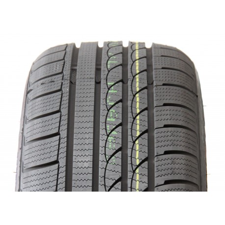 TRACMAX ICE-PLUS S210 235/40R18 95V XL